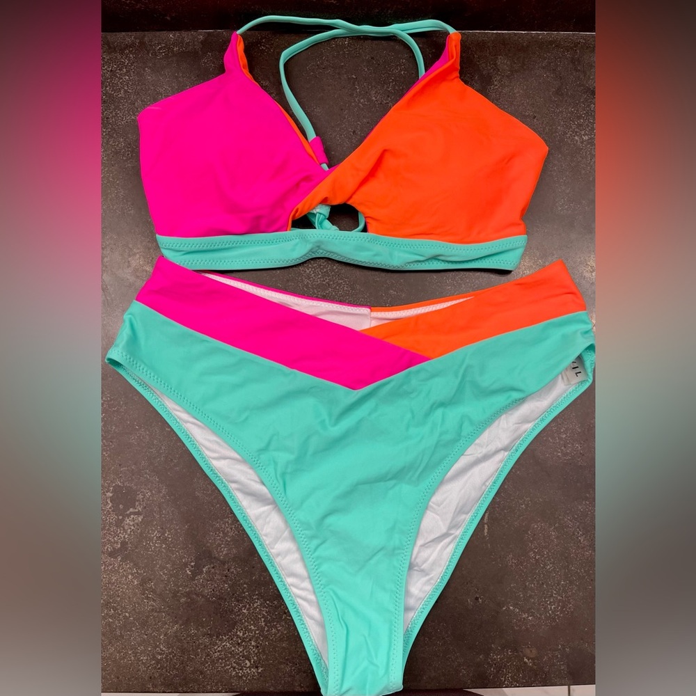 Popvil bikini, size medium, bright vibrant colors